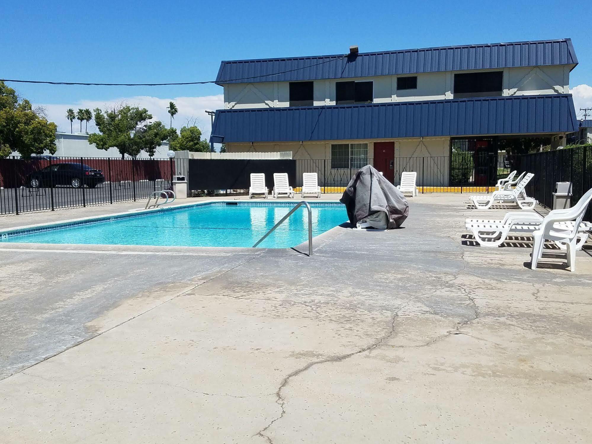 Economy Inn Fresno Exterior photo